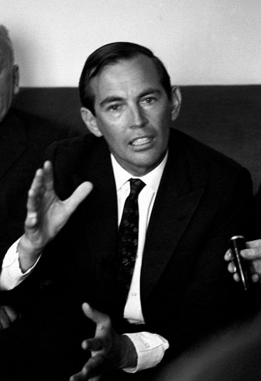 Christiaan_Barnard_1969.jpg
